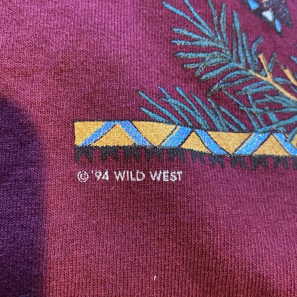 Vintage Jerzees Gatlinburg Tennessee Wolf T-Shirt: Size Medium - Picture 7 of 9